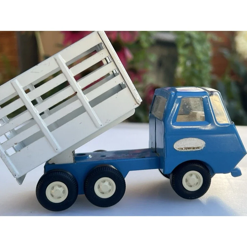 1968 Vintage Mini Tonka Farm Livestock Stake Truck Blue White Dump Bed 5” Toy